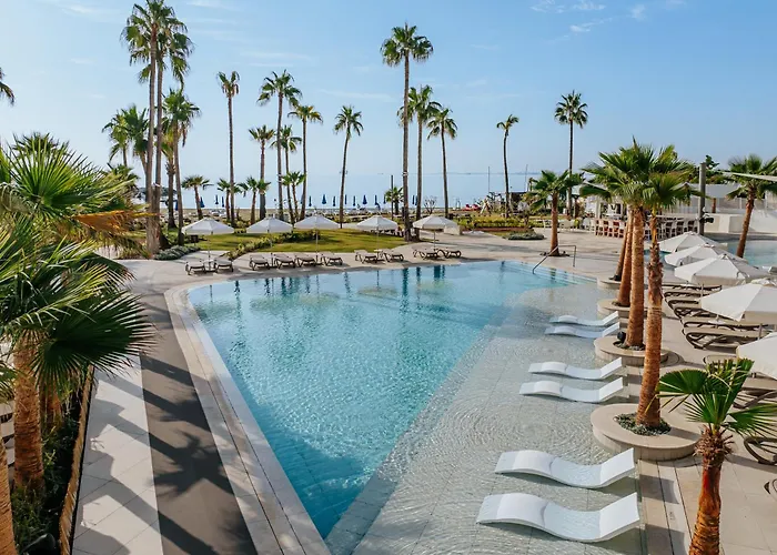 Lordos Beach Hotel & Spa
