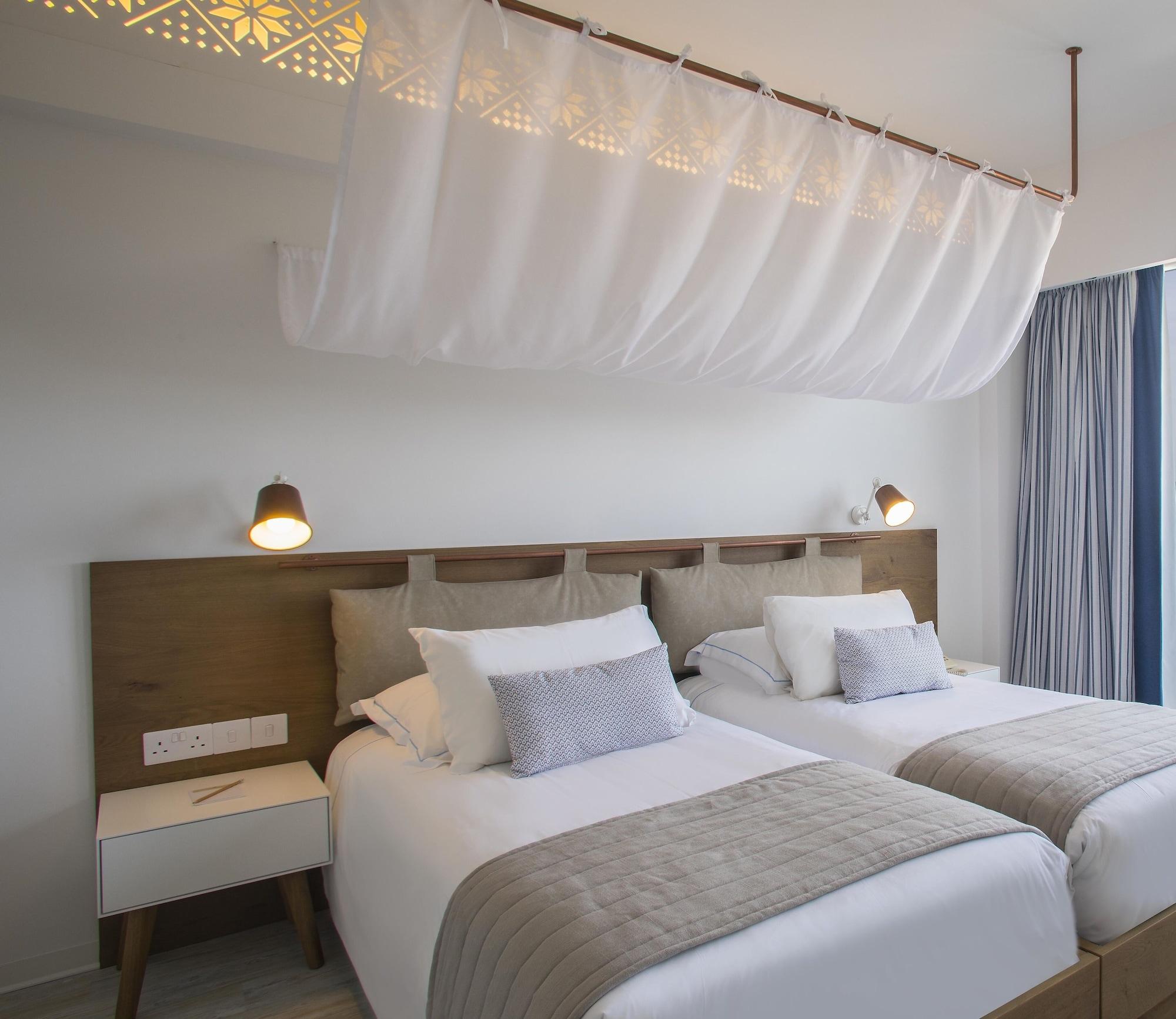 Resort Lordos & 4*